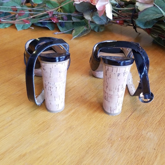 COPY - Womens Michael Kors Heels - Picture 6 of 7